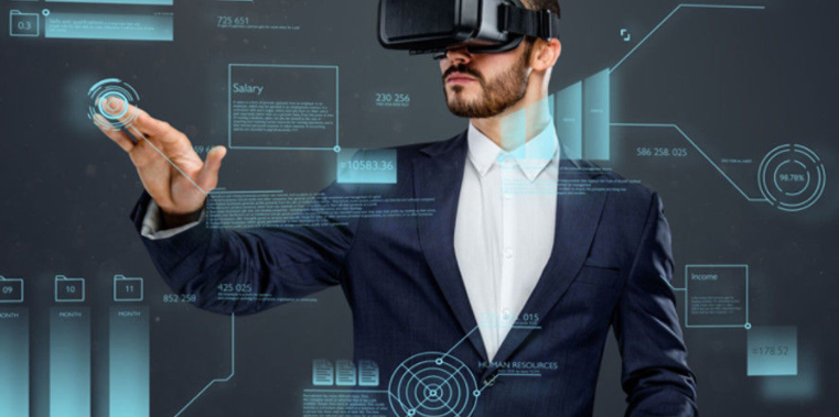 AR/VR裝置前進企業領域.