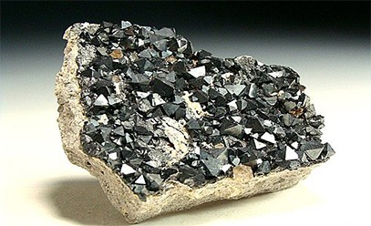 科學家發(fā)現(xiàn) 鋰電池衰退的原因